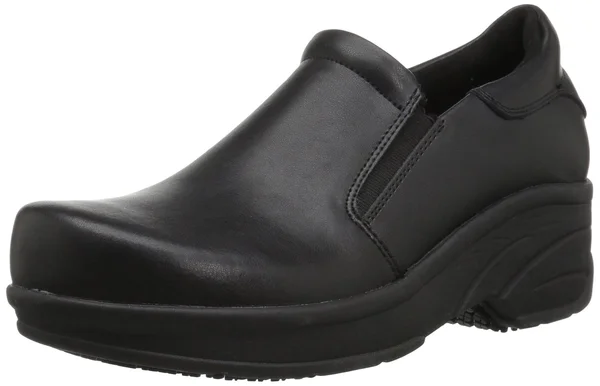 Easy Works by Easy Street Appreciate Women's Work Shoes - Size: 9, Black