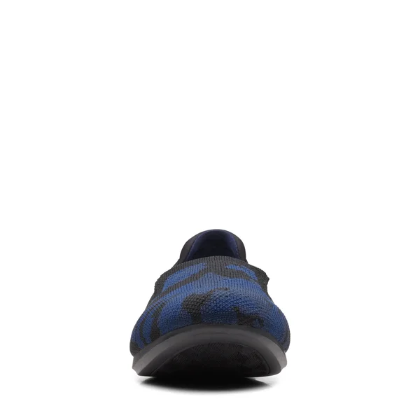 Women's Clarks Carly Dream Navy Camo Navy Camo, 7.5, M