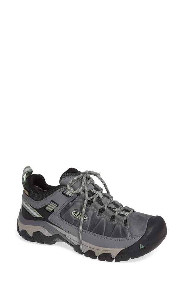 Keen Women's Targhee III Waterproof Shoe - 11 - Bleacher, Duck Green