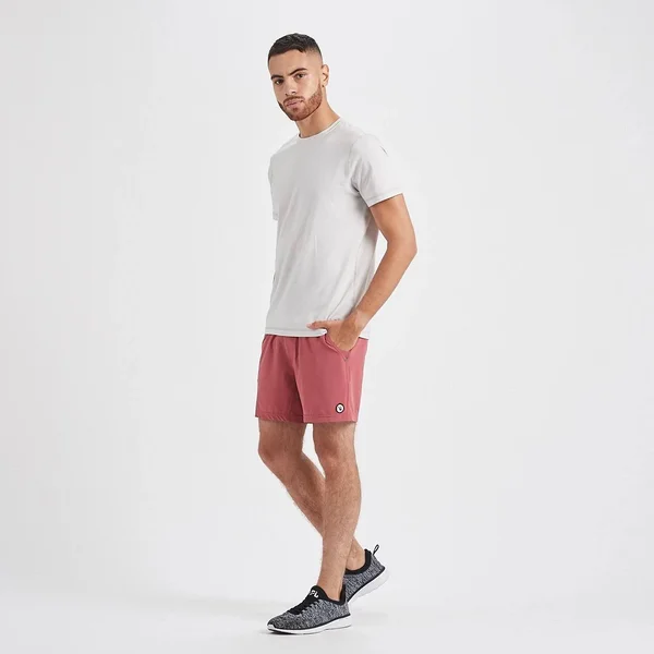 Kore Shorts 5x22 by Vuori in Saltwater Red - Size Large