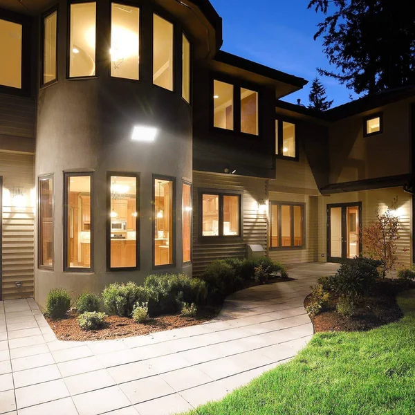 Lights of America 65 Watt Dusk to Dawn LED Wall Pack (91465e2-br5)