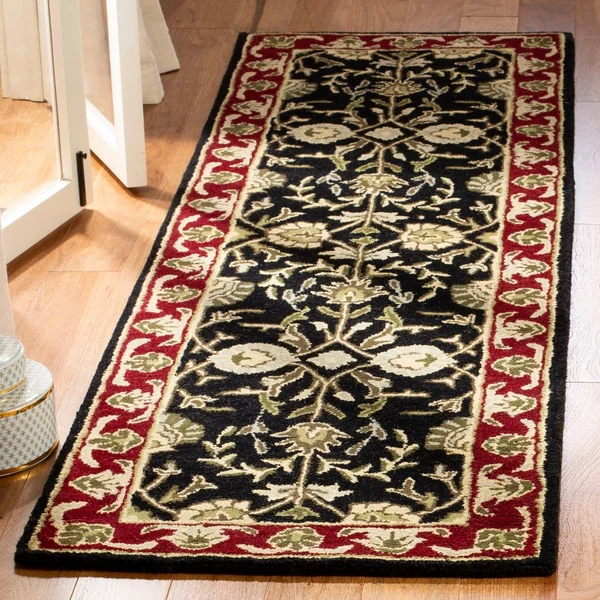 Safavieh Handmade Heritage Tenisha Traditional Oriental Wool Rug Black/Red 6& x 9& 6& x 9& Red Rectangle