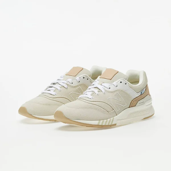 Women's New Balance 997 Beige