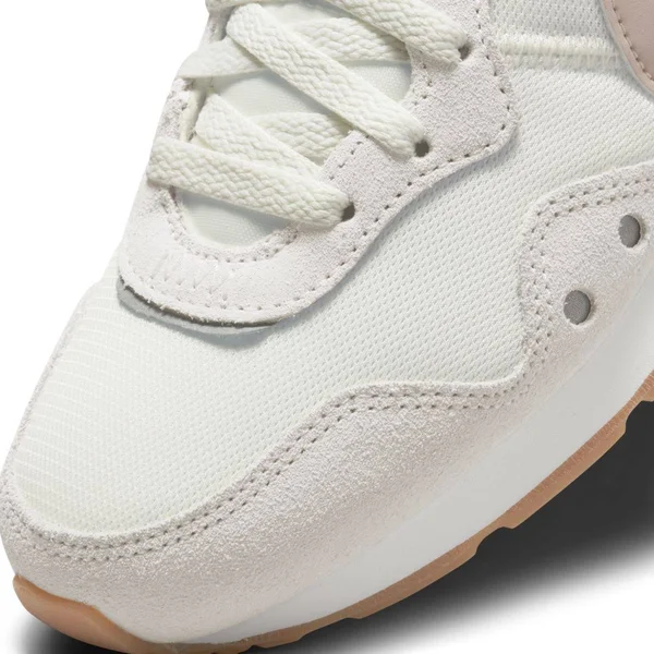 Nike Venture Runner Women's Shoes