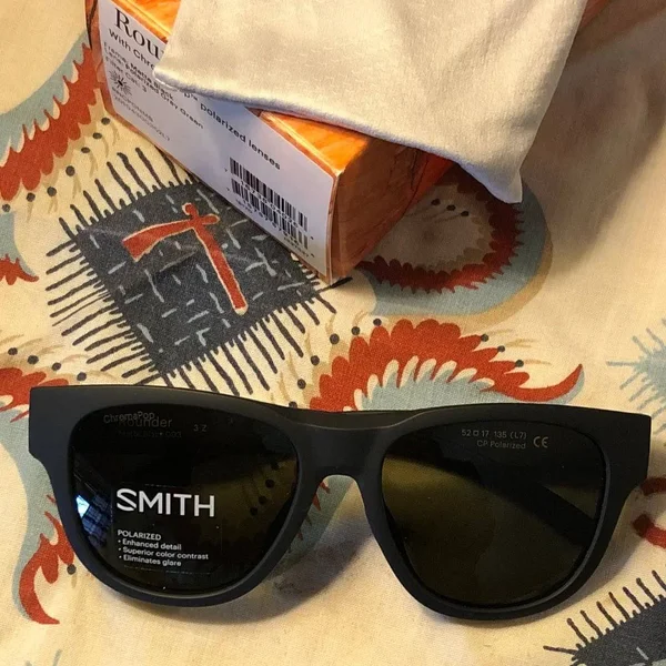 Smith Rounder Sunglasses Matte Black ChromaPop Polarized Gray Green