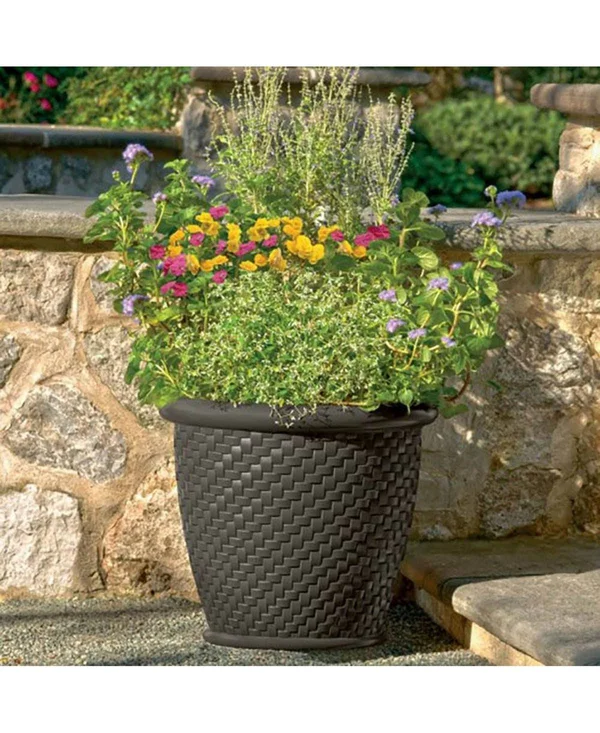 Suncast 18 x 16.5 inch Wicker Resin Dirt Pot Garden Planter, Dark Brown (2 Pack)