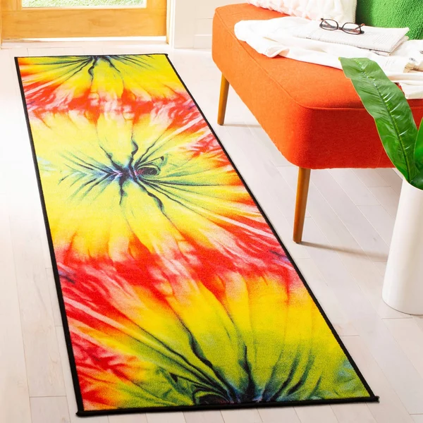 Safavieh Paint Brush PTB124A 5&1x22 x 7&6x22 Fuchsia - Yellow Area Rug