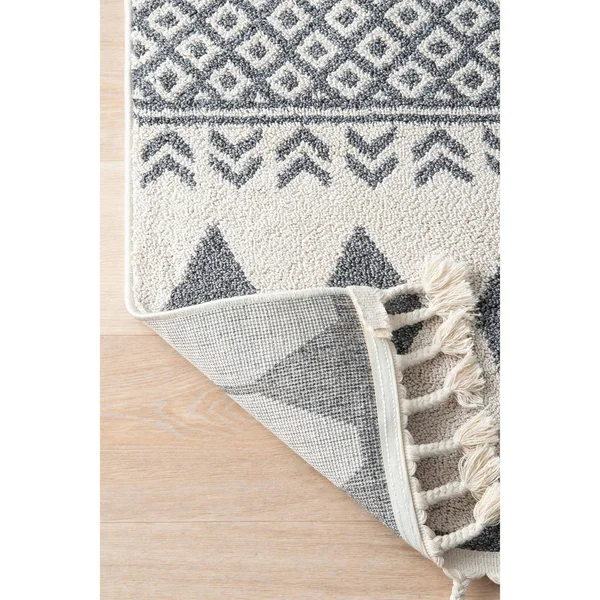 nuLOOM Terra Tribal Outdoor Rug, 6& 7x22 x 9&, Beige