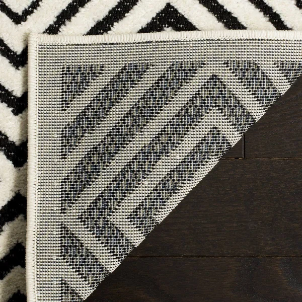 Safavieh Cottage COT913E 6&7x22 x 9&6x22 Cream, Anthracite Area Rug