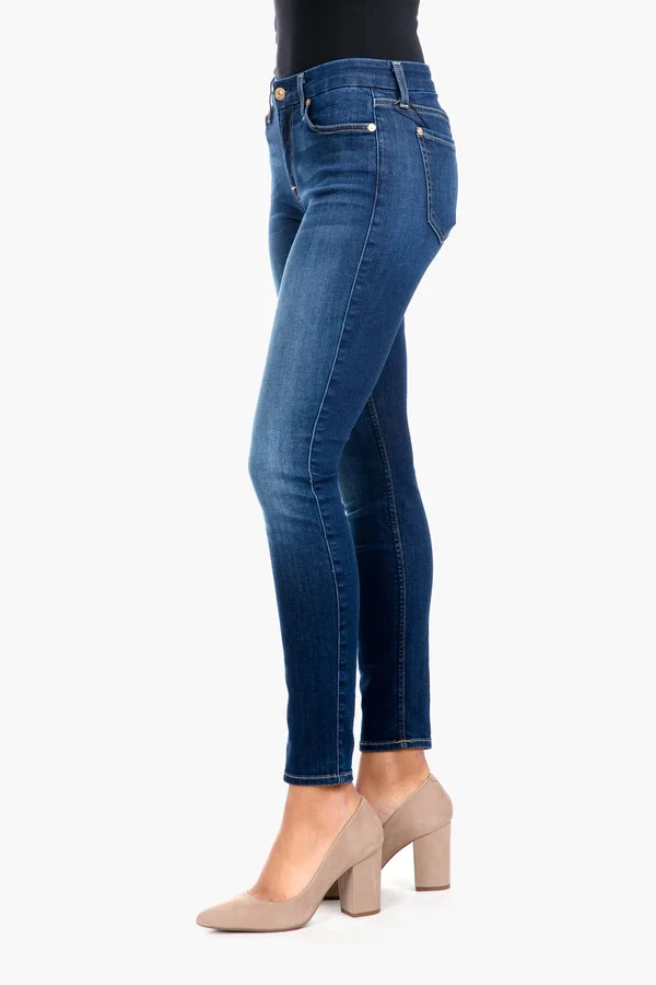 7 for All Mankind B(Air) Ankle Skinny in Duchess - Duchess, 26