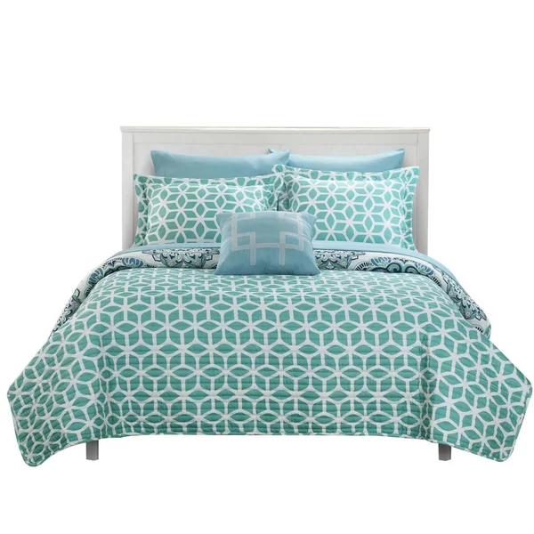 Madrid Mirador Soft Medallion Reversible 8 Piece Quilt Set Queen Green