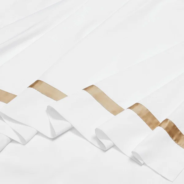 Matouk Lowell Flat Sheet, Full/Queen - Chocolate