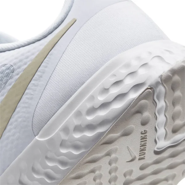 Nike Women's Revolution 5 Running Shoes - White