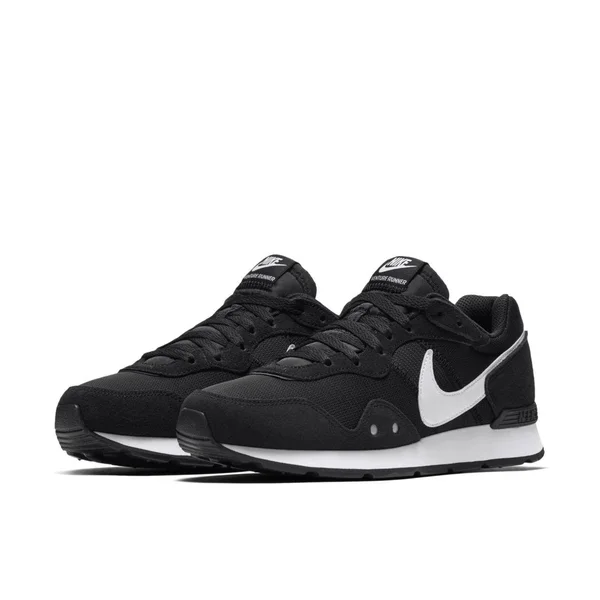 Nike Venture Runner Women's Shoe (Black)