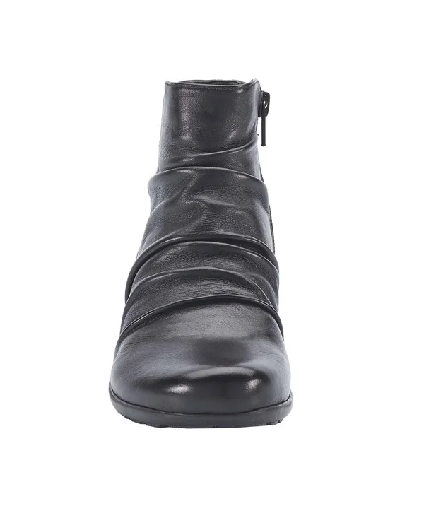 Walking Cradles Women's Esme Ankle Bootie, Size: 4.5, Black Leather