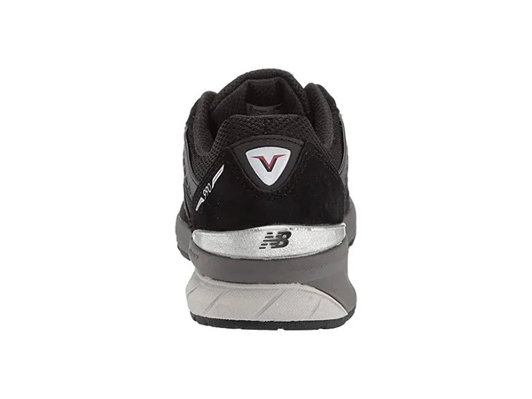 Black New Balance 990v5 Size 7