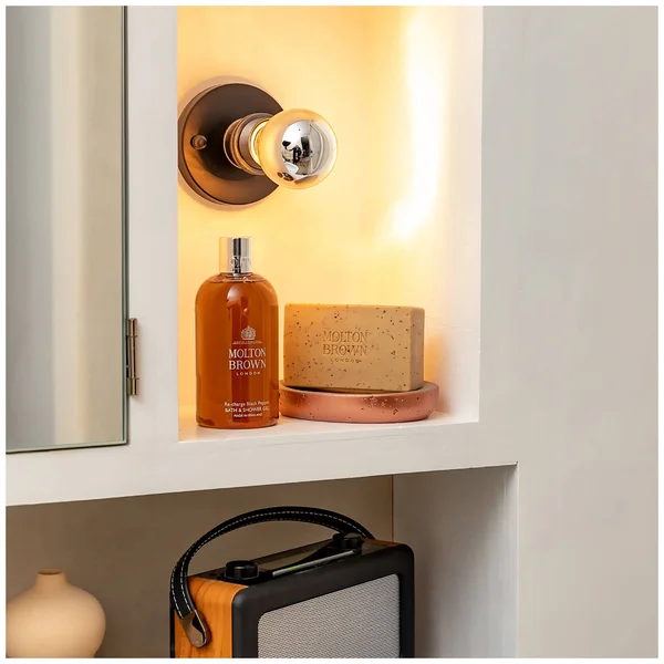 Molton Brown - Re-Charge Black Pepper Collection - Body Set