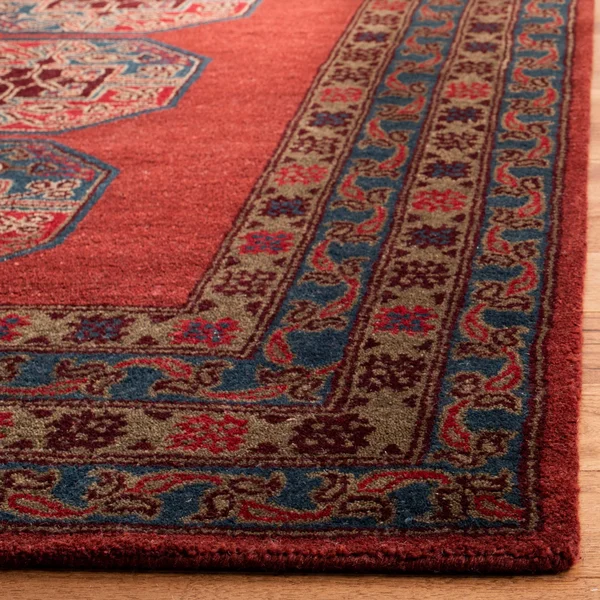 Safavieh Handmade Heritage Kali Traditional Oriental Wool Rug - 2&3x22 x 6& Runner - Red