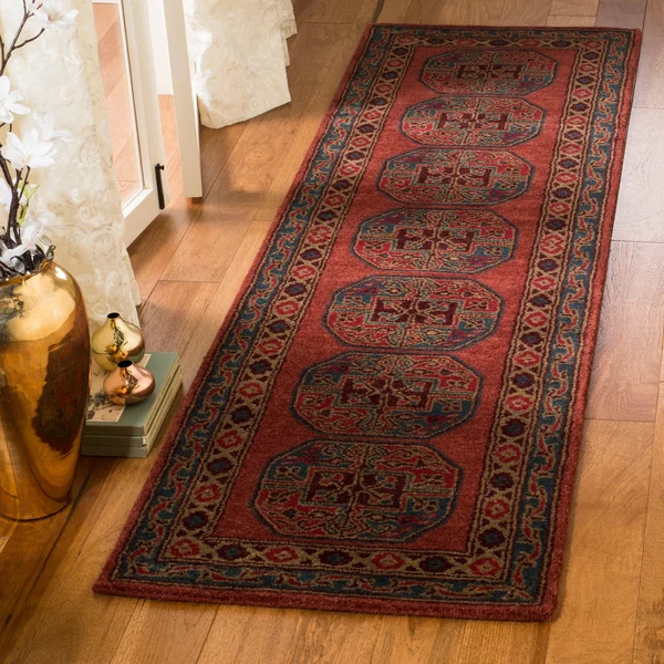 Safavieh Handmade Heritage Kali Traditional Oriental Wool Rug - 2&3x22 x 6& Runner - Red