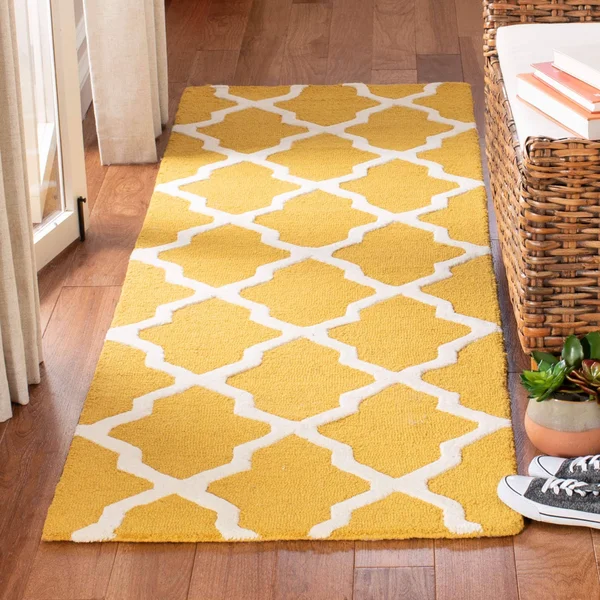 Safavieh Cambridge CAM121Q Gold - Ivory Rug 2& 6x22 x 8& 0x22 Runner