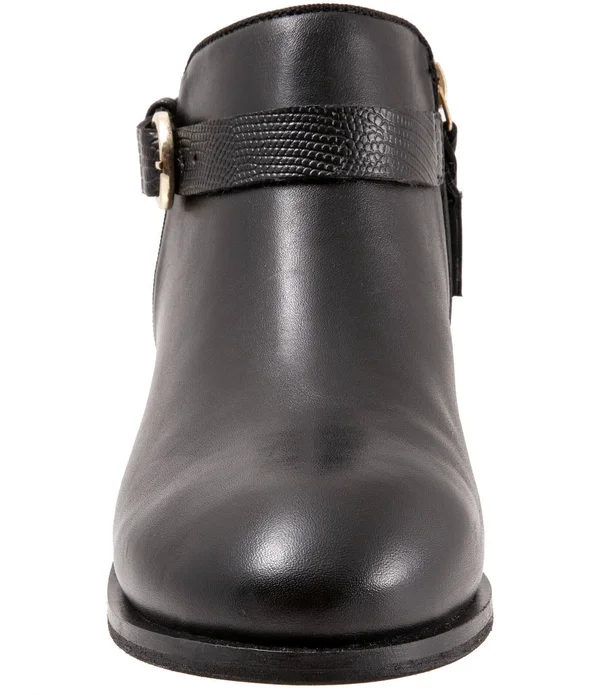 Women's SoftWalk Raven Bootie - Size: 7.5, Brown
