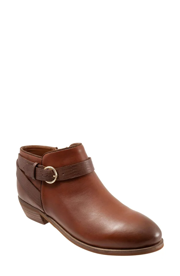 Women's SoftWalk Raven Bootie - Size: 7.5, Brown