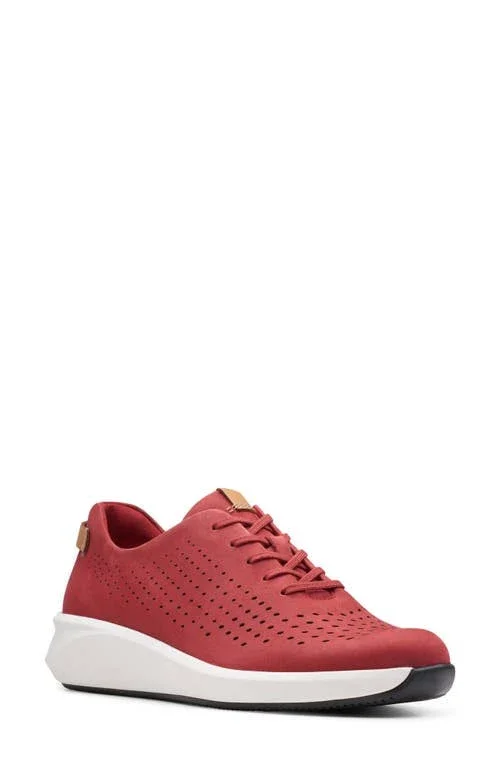 Women's Clarks Un Rio Sneaker, Size 7 W - Red