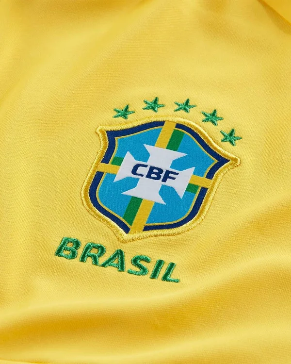 Nike Brazil National Team Gold I96 Anthem Track Raglan Full-Zip Performance Jacket Size: Medium