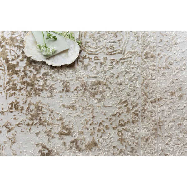 Alexander Home Mason Distressed Traditional Persian Rug - 5&3x22 x 5&3x22 - Champagne/Light Grey