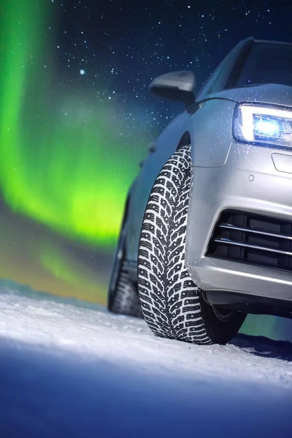 205/55R17 95T XL Nokian Hakkapeliitta 9 Studded Winter Tire