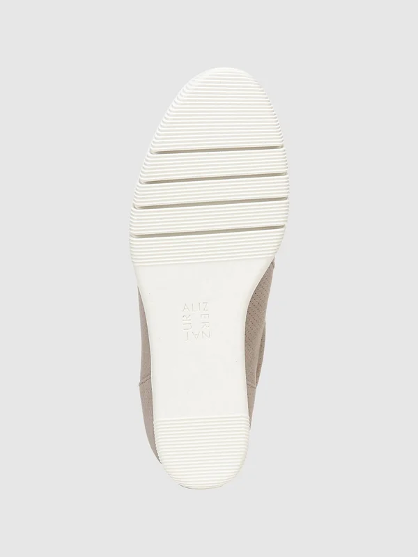 Naturalizer Women's Kaya Slip-On Sneaker