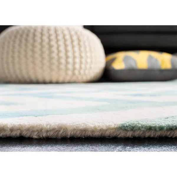 Safavieh Dip Dye Ivory & Turquoise 4& x 6& Rug