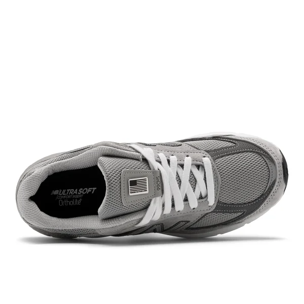 New Balance Women's 990v5 in Grey Castlerock 8, 2A-Narrow