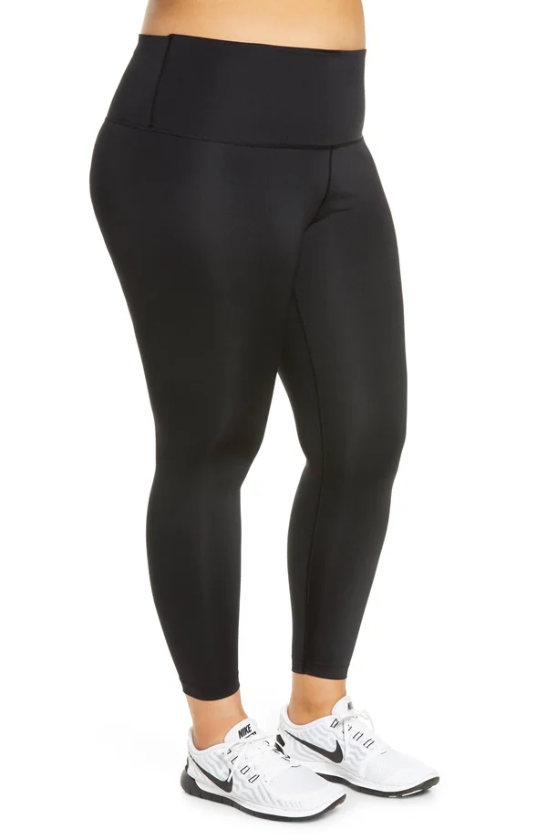 Nike Yoga Women's 7/8 Tights (Plus Size)