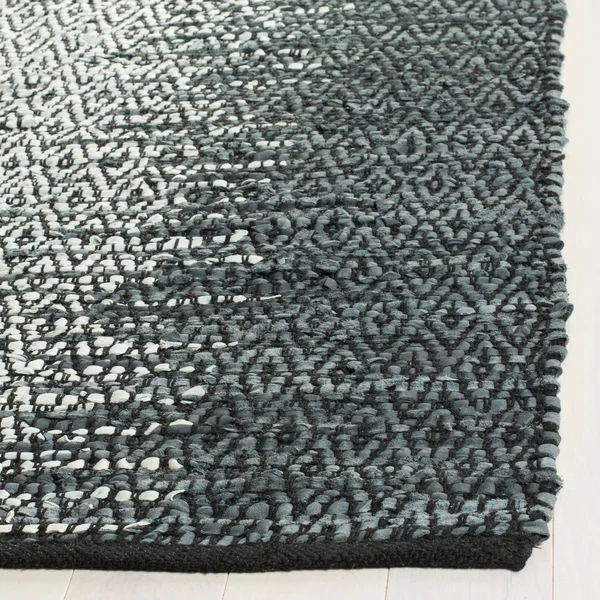Safavieh Vintage Leather VTL101A 4&0x22 x 6&0x22 Grey, Cream Area Rug