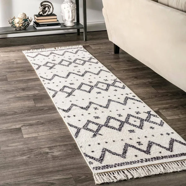 nuLOOM Tracy Moroccan Tassel Off White 9 ft. x 12 ft. Area Rug