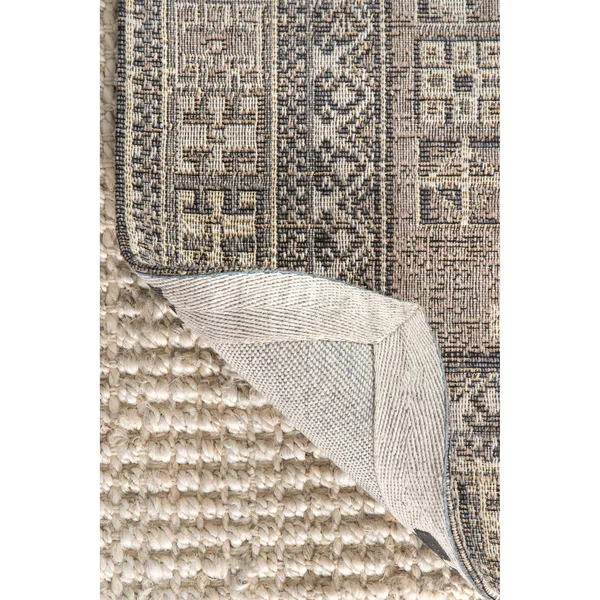 nuLOOM Transitional Aztec Sahiry Area Rug, Size: 4& x 6&