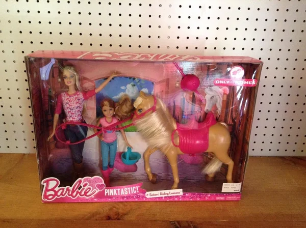 Barbie Pink-Tastic Horse and Dolls Set