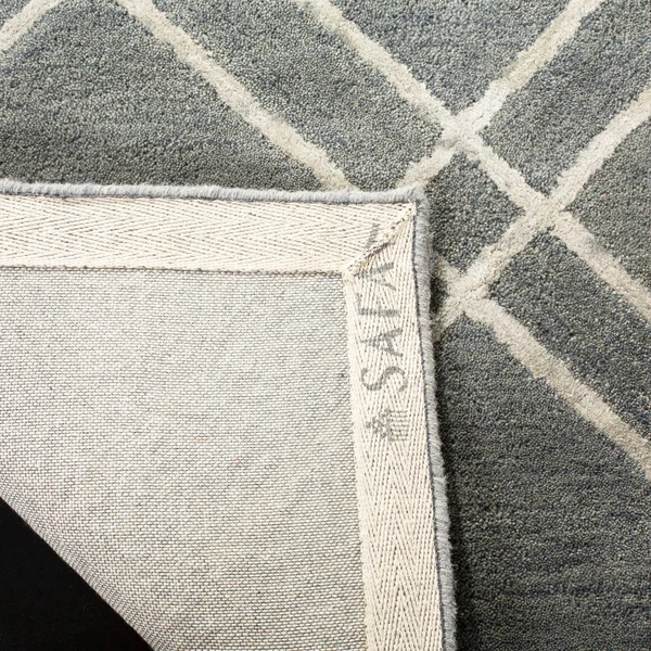Safavieh Himalaya 901 Area Rug, Ivory, Dark Grey, 6& x 6& Round