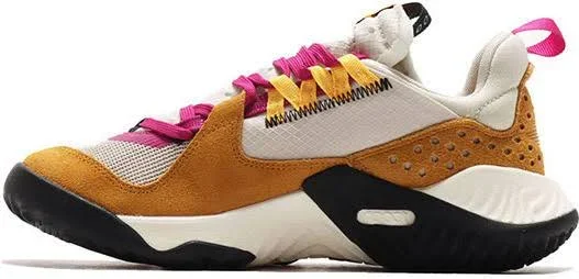 Nike Womens Jordan Delta &Chutney Light Orewood Brown& Wmns Marathon Running Shoes/Sneakers CT1003-701 (Size: US 11)