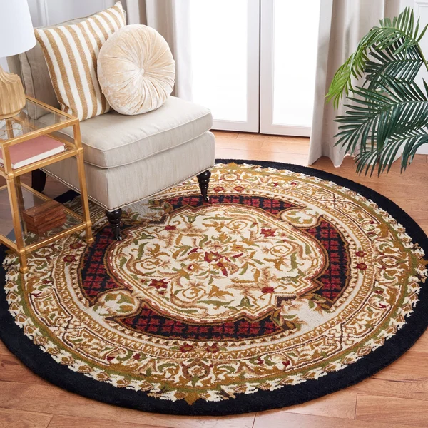 Safavieh Classic Black 6 ft. x 6 ft. Round Area Rug
