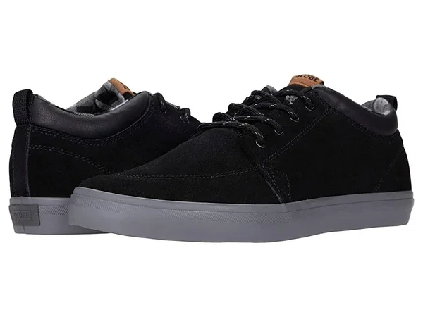 Globe GS Chukka Mens Skate 20336, Black/Charcoal/Plaid, Size 9.5 M
