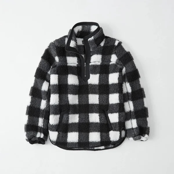 Abercrombie & Fitch Women's The Essential A&F Sherpa Fleece in White and Black Check - Size XS